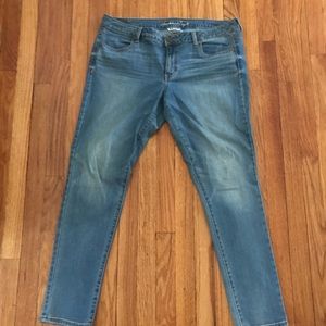 American Eagle skinny jeans